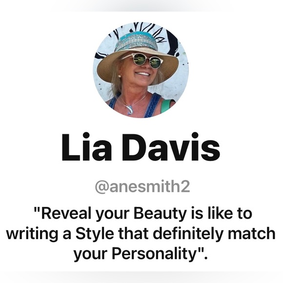 Meet your Posher, Lia - Picture 4 of 4